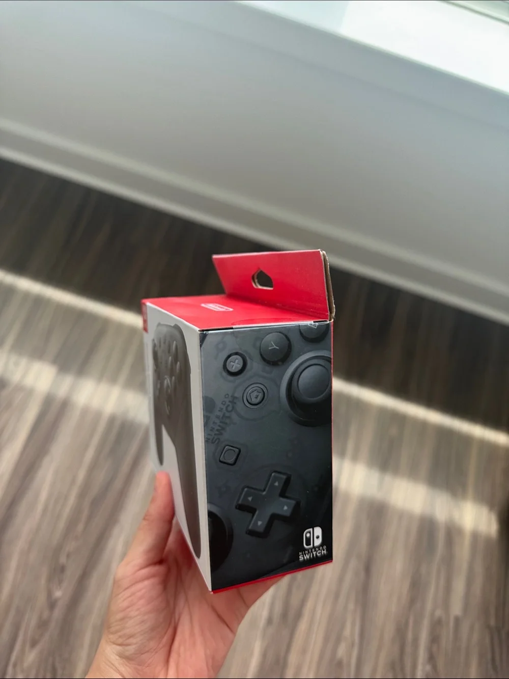 BRAND NEW Nintendo switch pro controller